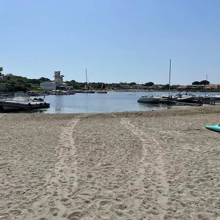 Vila Port Pieds Dans L Eau 6 Personnes *