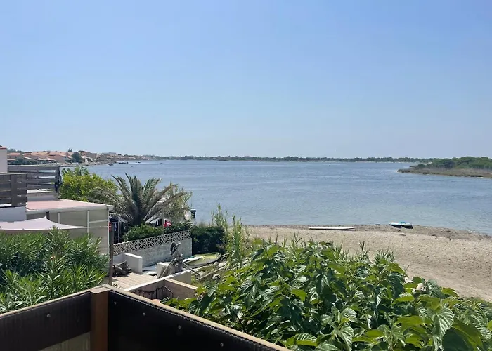 Port Pieds Dans L Eau 6 Personnes Villa