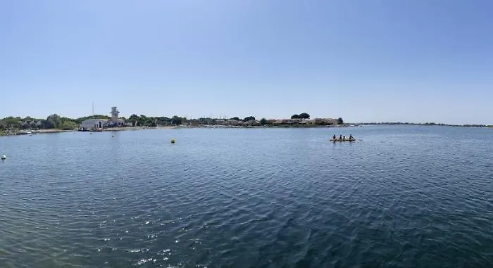 Villa Port Pieds Dans L Eau 6 Personnes Leucate