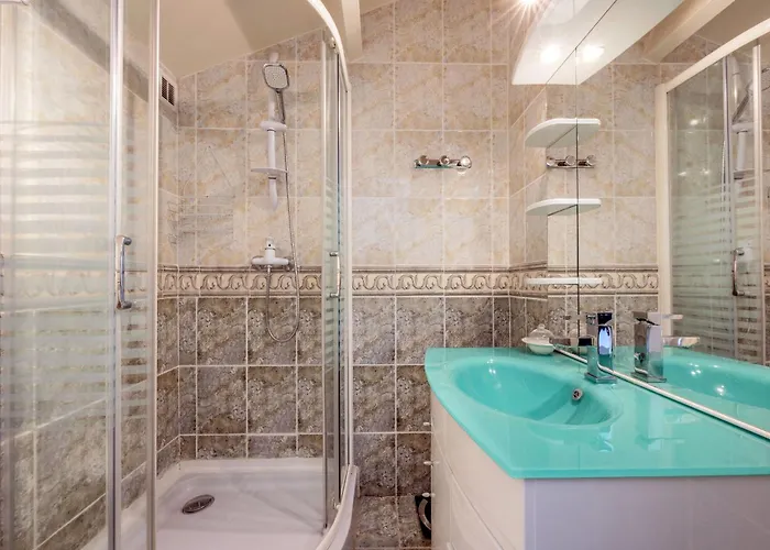 Villa Port Pieds Dans L Eau 6 Personnes