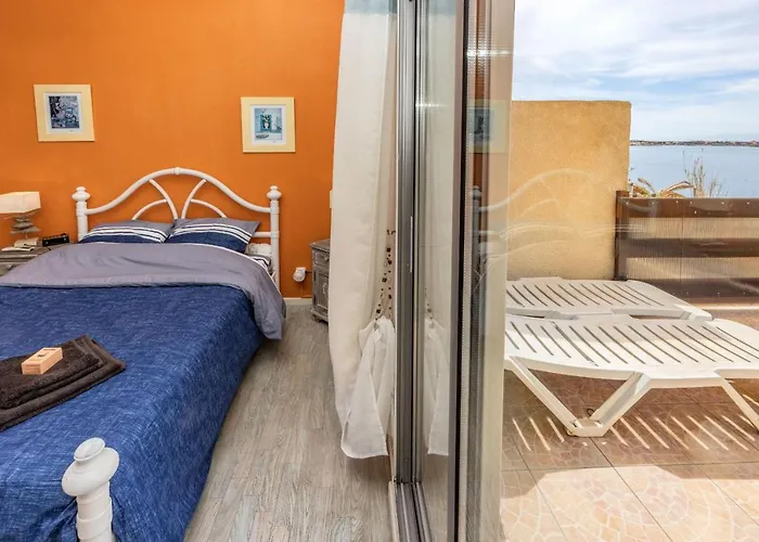 Villa Port Pieds Dans L Eau 6 Personnes Leucate